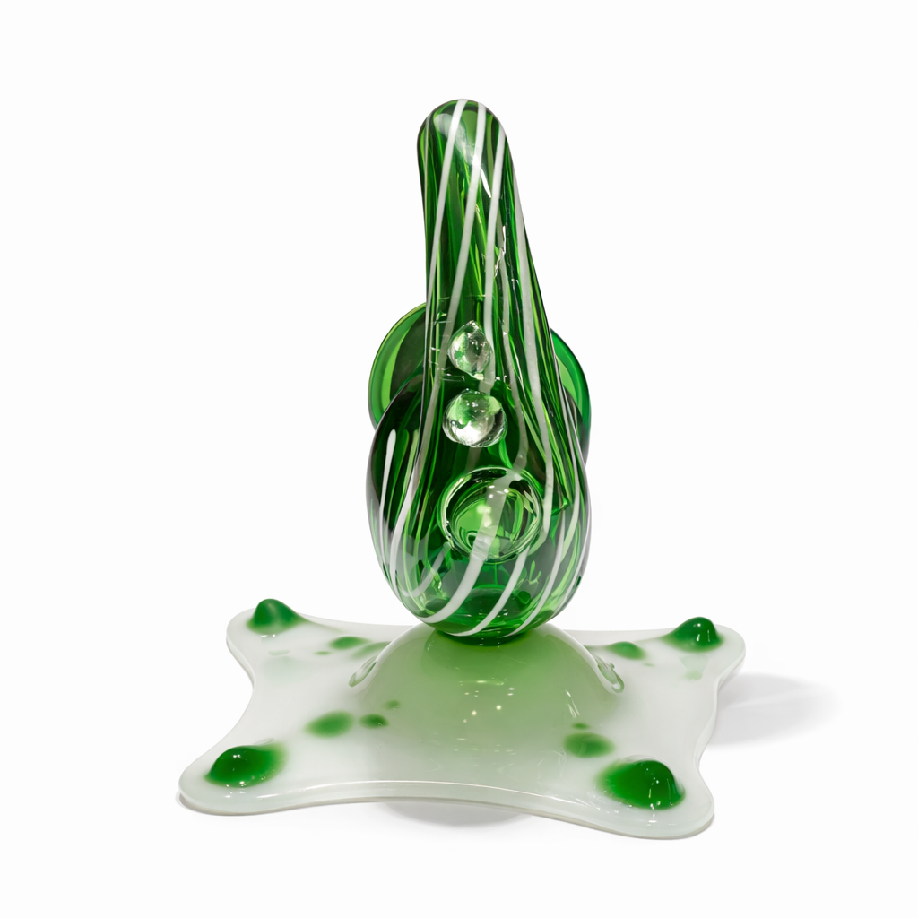 Dot Dot Bud Wall Vases - Glamping White Base with Green Swirly Body