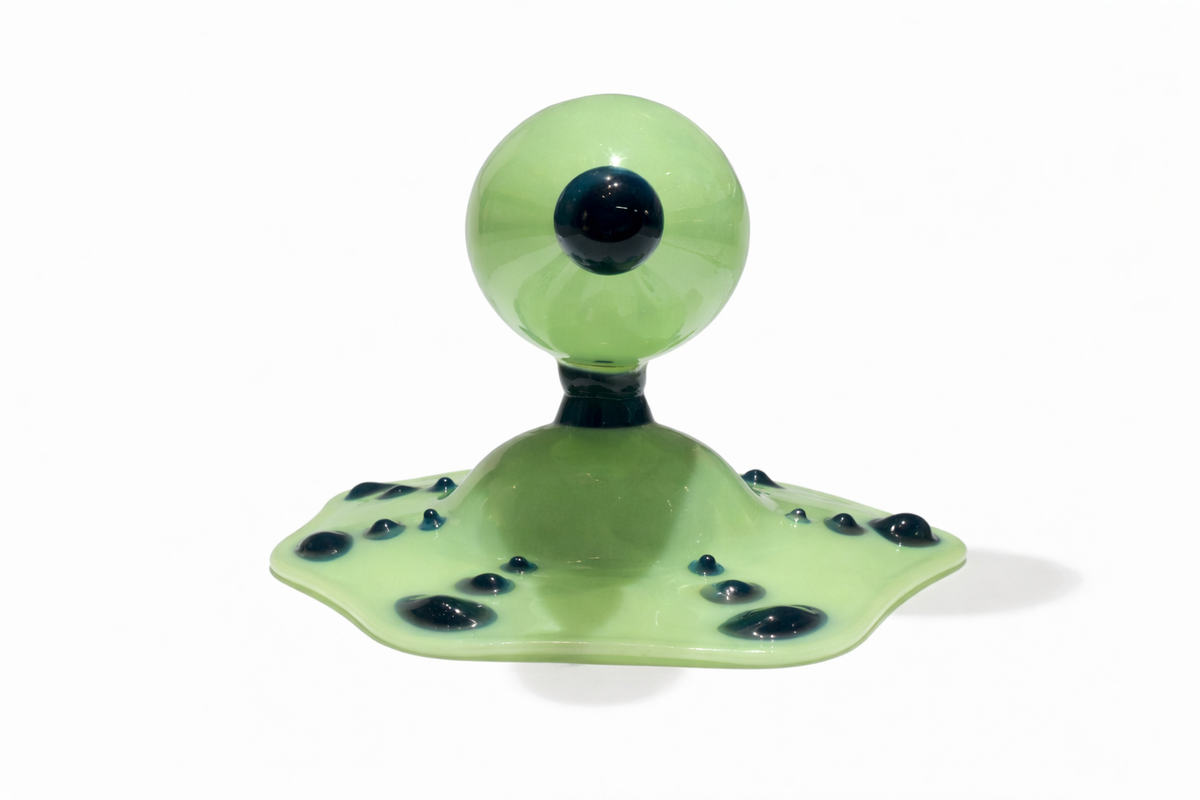 Dot Dot Bud Wall Vases - Glamping Light Green with Green Dots