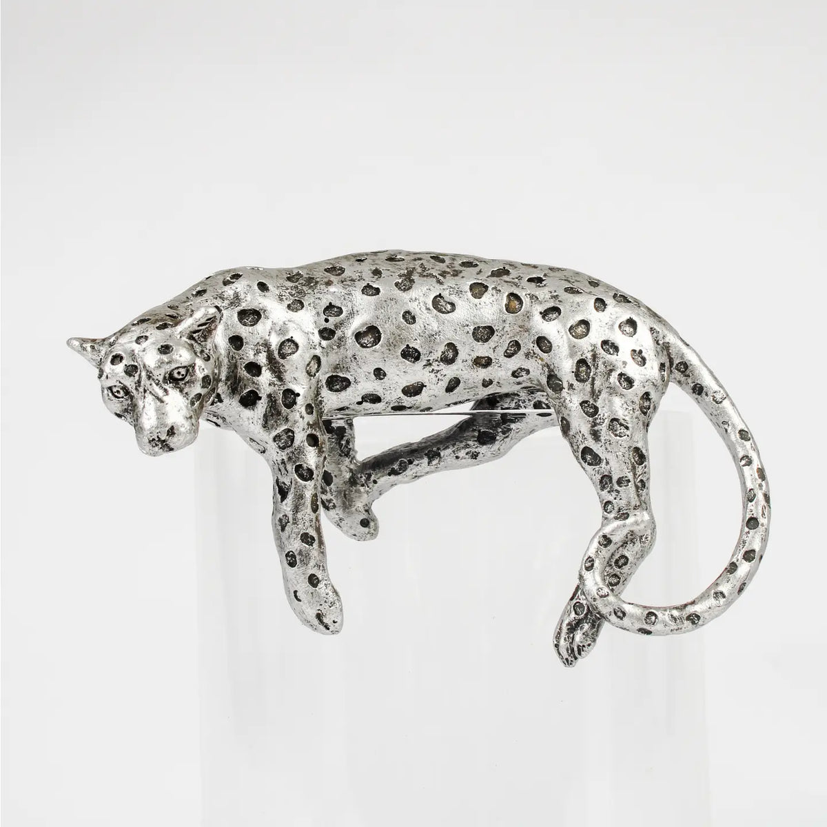 Leopard’s Ledge – Silver Edge Accent