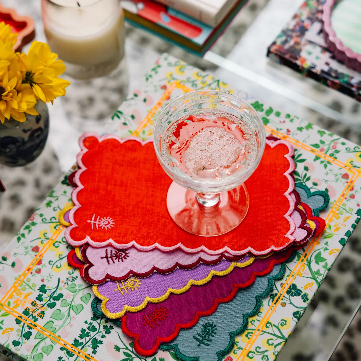 Trim Tale Napkins - Set of 6