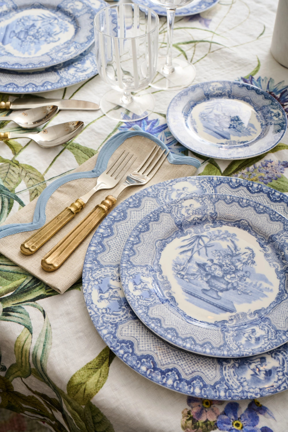Lorraine Bone China Dish